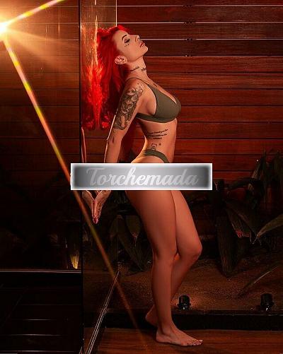 Girl Strepitosa Femmina  Lecce