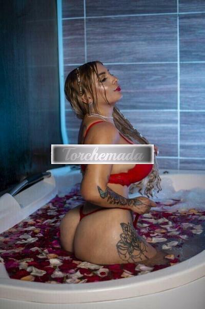 Girl Felina Amabile  Milano