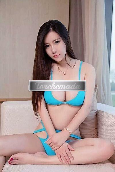 Girl Felina Bambola  Latina