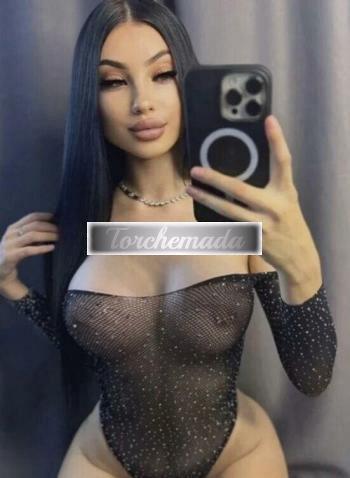 Girl Felina Esibizionista  Asti
