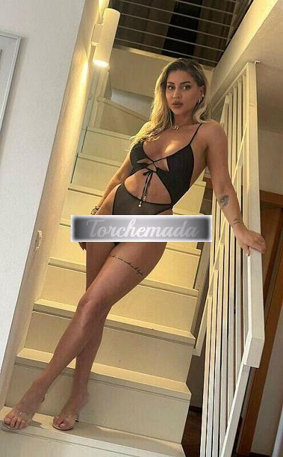 Girl Trasgressiva Attrice  Lucca