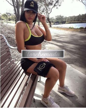 Girl Strofina il tuo cazzo sulla mia figa  L'Aquila