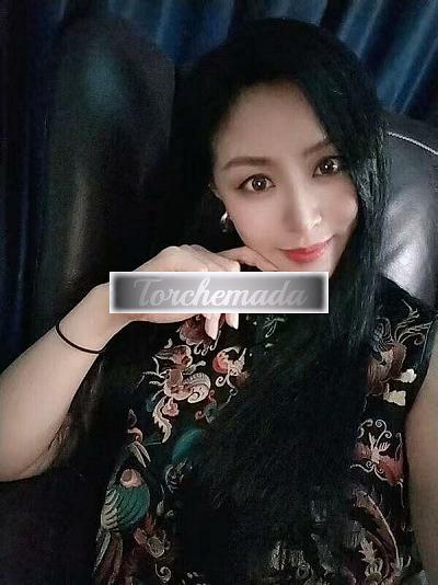 Girl Esplosiva Femmina  Genova