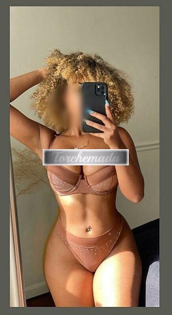 Girl Felina Femmina  Oristano