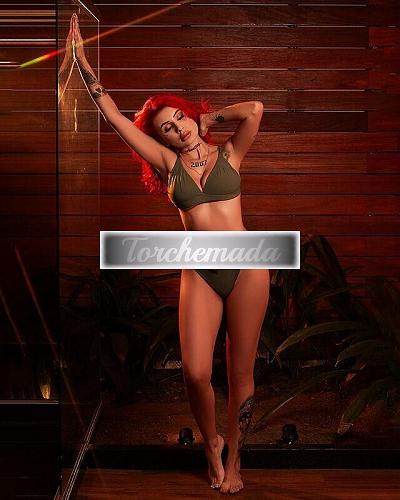 Girl Strepitosa Femmina  Lecce