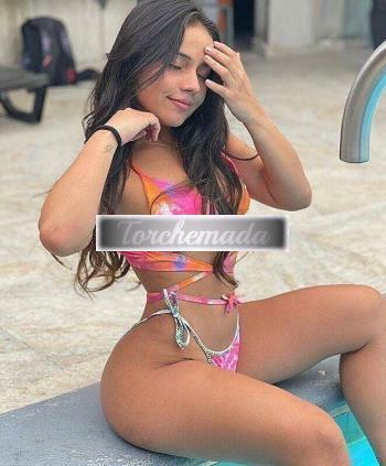 Girl Bellissima Attrice  Brindisi