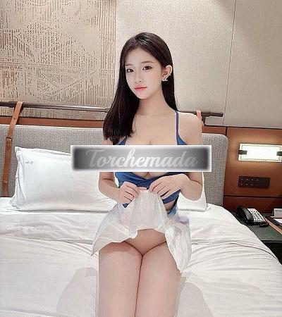 Girl Ragazza orientale porcellona  Macerata