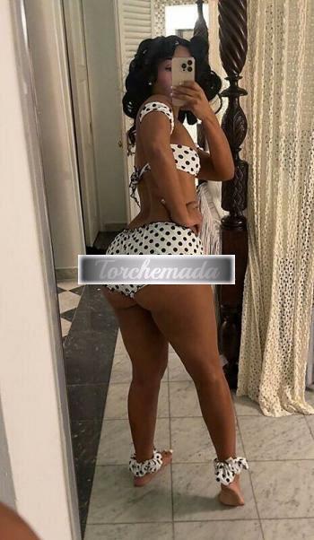 Girl Spettacolare Femmina  Ancona