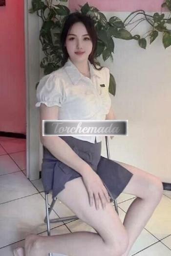 Girl Pioggia Dorata Orientale Vera  Pavia