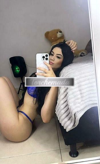 Girl Felina Studentessa  Milano