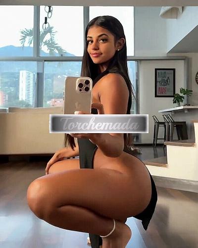 Girl Esplosiva Modella  Cuneo