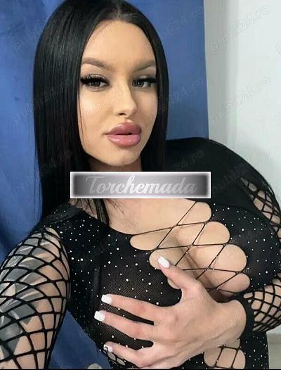 Girl Strepitosa Girl  Lecce