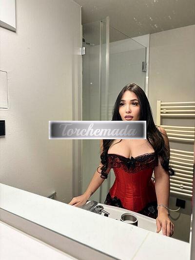 Girl Felina Girl  Milano