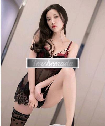 Girl Esplosiva Esibizionista  Livorno