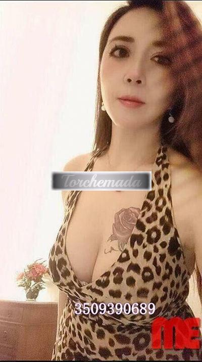 Girl Ragazza asiatica novità  Siena