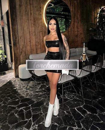 Girl Trasgressiva Studentessa  Lucca