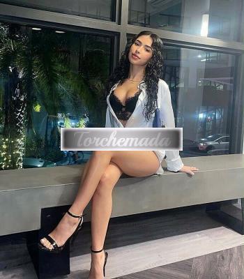 Girl Esplosiva Esibizionista  Bari