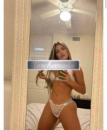 Girl Labbra calde e carnose per pompini Top  Lucca