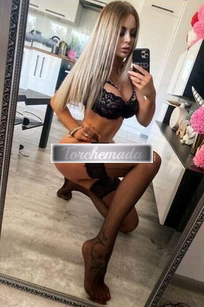 Girl Calda Ragazza  Macerata