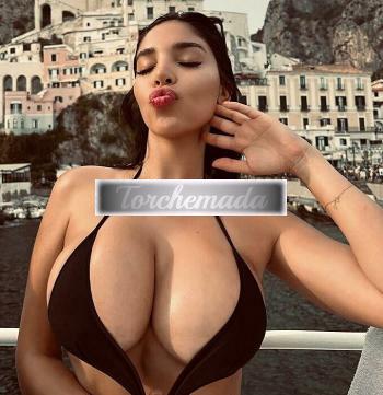 Girl Vogliosa Attrice  Latina