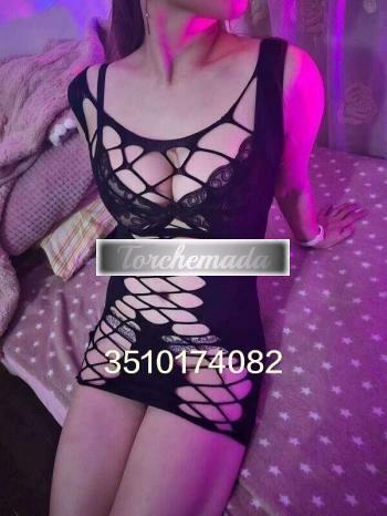 Girl Lingua di Fuoco  Lecco