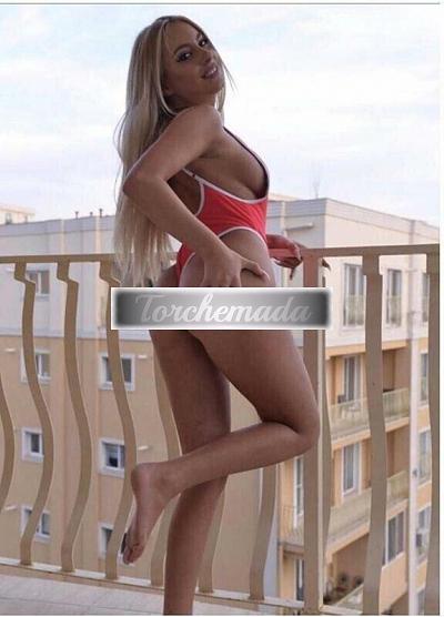 Girl Ruby  Benevento