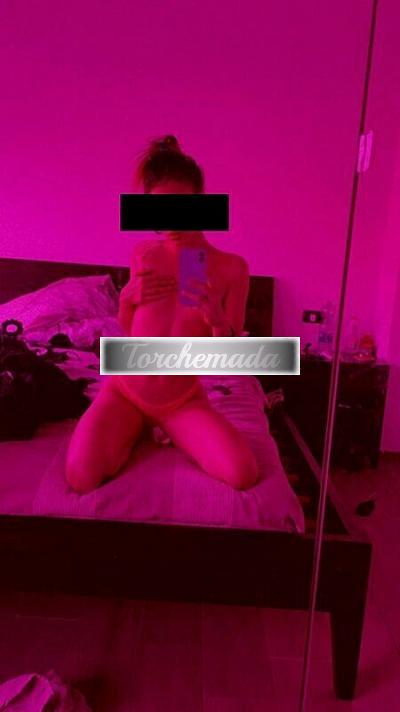 Girl Samantha  Verona