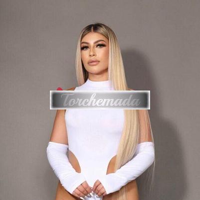 Girl Anitta  Milano