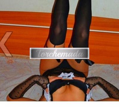 Girl Strepitosa Maestra  Latina