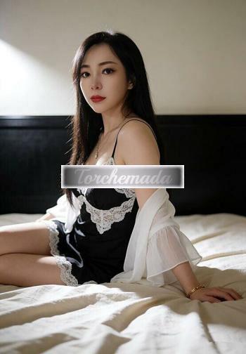 Girl Felina Girl  Lodi