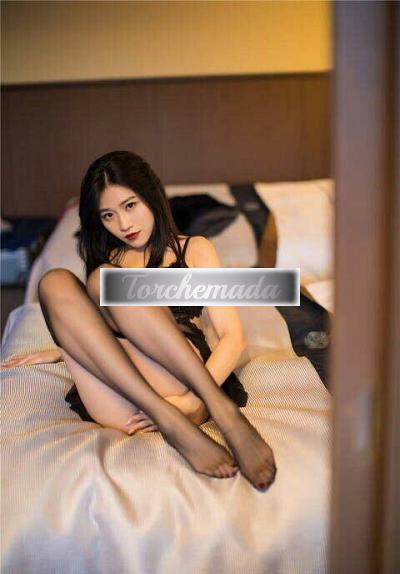 Girl Esplosiva Femmina  Caserta