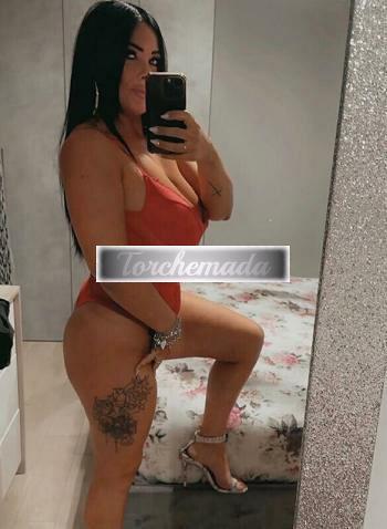 Girl Felina Coinvolgente  Caserta