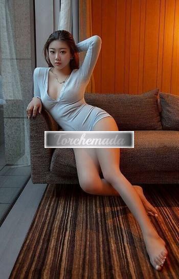 Girl Bellissima ragazza orientale nuova  Ancona
