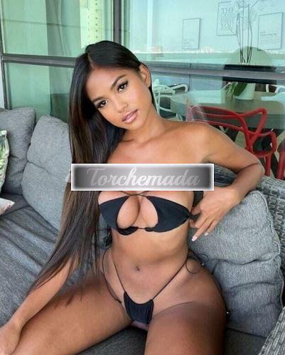 Girl Bellissima Femmina  Bari