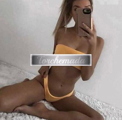 Girl Sono una zoccola che lo prende ovunque  Novara