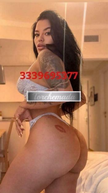 Girl Bellissima Femmina  Como