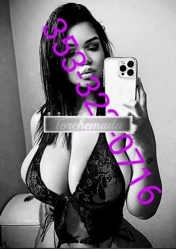 Girl Pioggia Dorata Seducente  Cremona