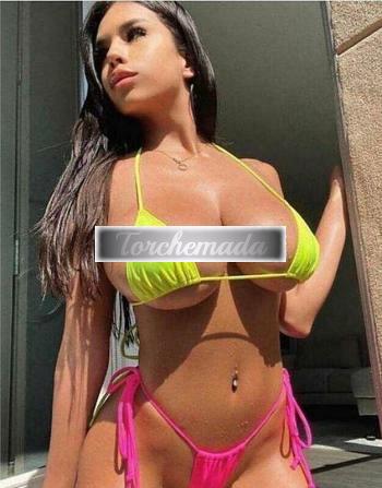 Girl Felina Sirena  Bari