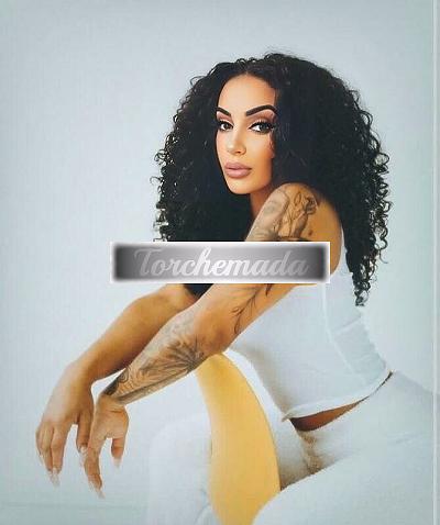 Girl Bellissima Femmina  Matera