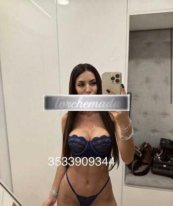 Girl Felina Girl  Cremona