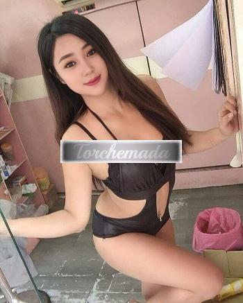 Girl Felina Coinvolgente  Cosenza