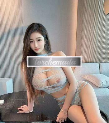 Girl Ti aspetto con la figa aperta  Teramo