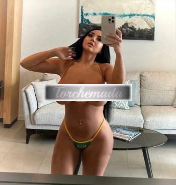 Girl Felina Coinvolgente  Salerno