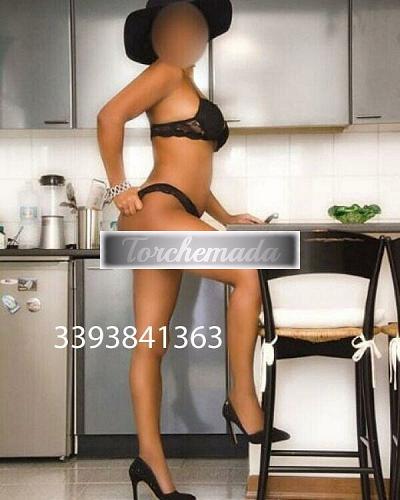 Girl Felina Coinvolgente  Novara