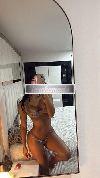 Girl Trasgressiva Amabile  Ferrara