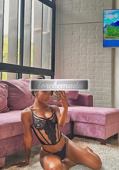 Girl Sogno Caldo e Reale  L'Aquila