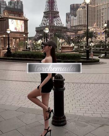 Girl Vera Dea Selvaggia  Vicenza