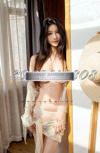 Girl Magia Orientale  Milano