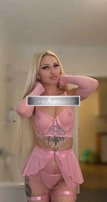 Girl Sexy Esibizionista  Lucca