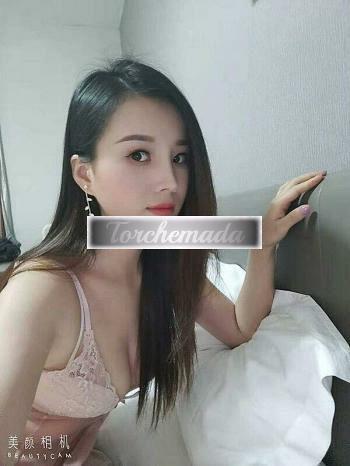 Girl Massaggiatrice del benessere  Livorno